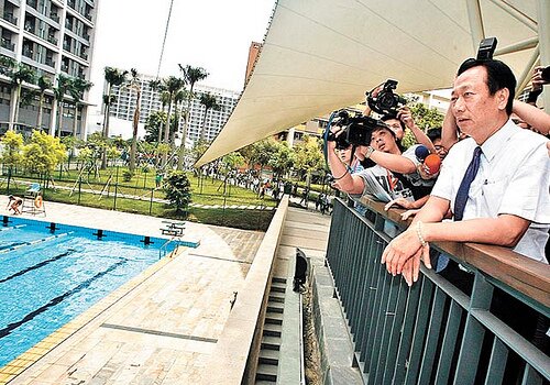 CHINA-SUICIDES CHINA-SUICIDES