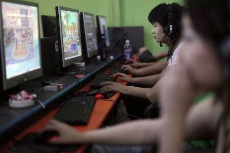 Online gamer