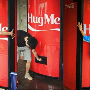 Hug Me Coca-cola vending machine Entertainment