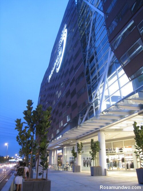 Paradigm_Mall_4