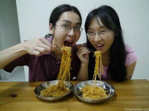 Maggi Share Photo