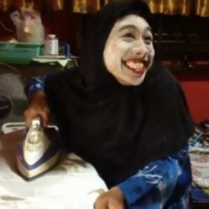 Kacang Husband Wife Ironing Viral Video Misc